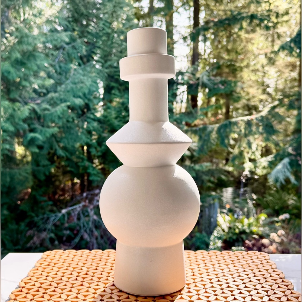 💚 WEST ELM EARTHENWARE VASE
